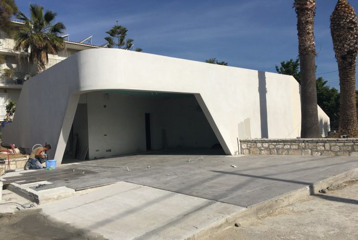 construction of tourist shop in laganas